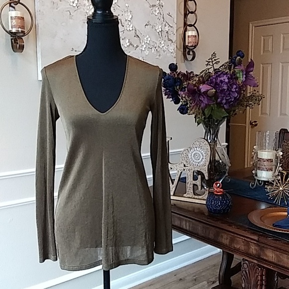 Zara Sparkly Long Sleeves V-Neck Top. Size M - Picture 12 of 17